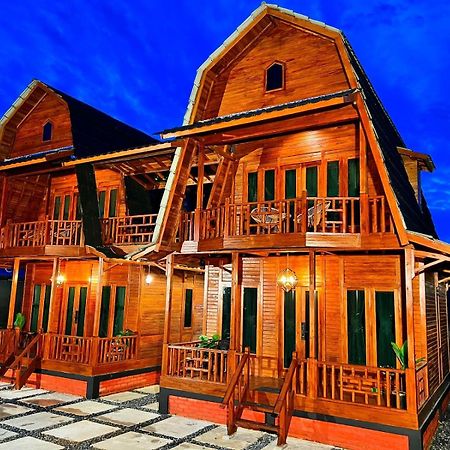 Noerbaya House Bukittinggi Villa ภายนอก รูปภาพ